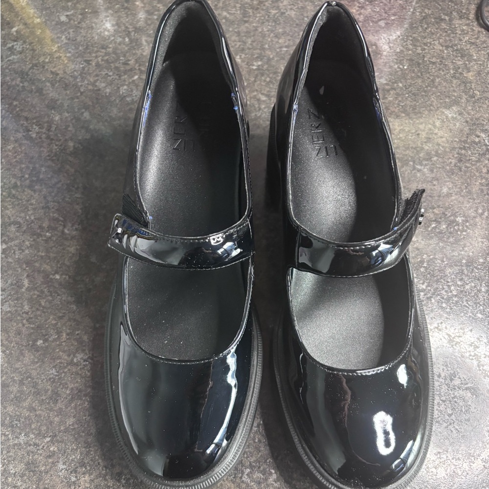Naturalizer Blk patent Mary Jane NEVER WORN